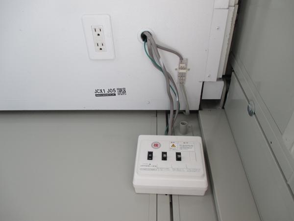 埼玉県加須店/展示場の中古ユニットハウス・プレハブ・コンテナハウスCT-32J(2.16坪)の各設備の分電盤