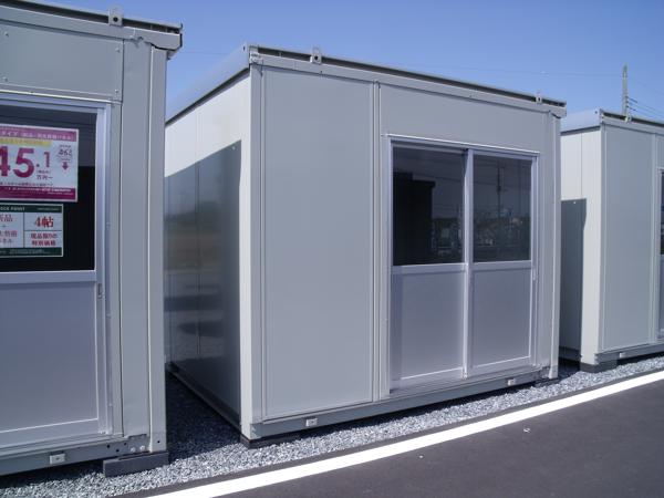 埼玉県花園インター店/展示場の中古ユニットハウス・プレハブ・コンテナハウスCT-32J(2.16坪)の本体の外観