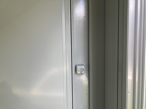 奈良県奈良店/展示場の中古ユニットハウス・プレハブ・コンテナハウスCT-41J(2.83坪)の各設備のスイッチ