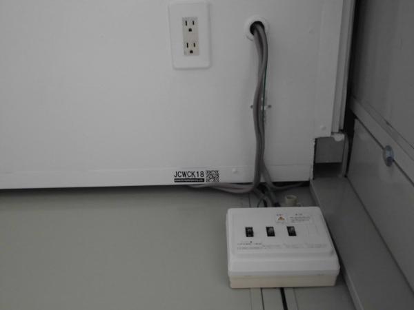 福岡県太宰府店/展示場の中古ユニットハウス・プレハブ・コンテナハウスCT-32J(2.18坪)の各設備の分電盤