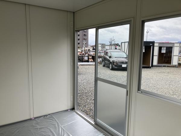 広島県広島八木店/展示場の新棟ユニットハウス・プレハブ・コンテナハウス38MSL(2.43坪)の本体の内観