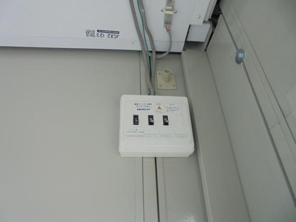 埼玉県本庄店/展示場の中古ユニットハウス・プレハブ・コンテナハウスCT-32J(2.16坪)の各設備の分電盤