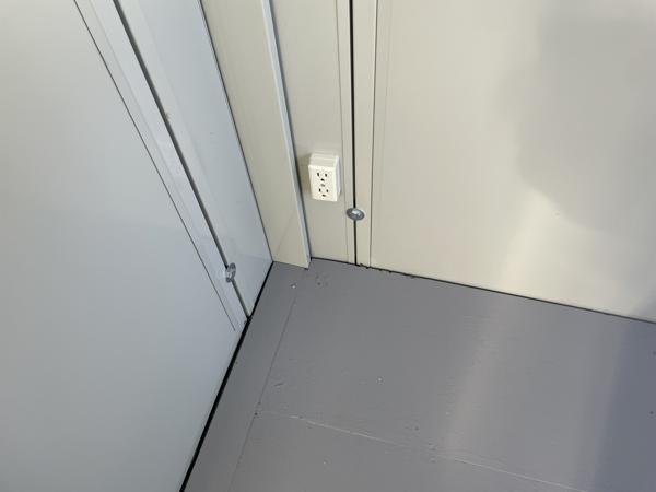 熊本県熊本店/展示場の中古ユニットハウス・プレハブ・コンテナハウスCT-32J(2.16坪)の各設備のコンセント