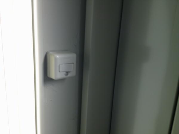 京都府木津川店/展示場の中古ユニットハウス・プレハブ・コンテナハウスCT-32J(2.16坪)の各設備のスイッチ