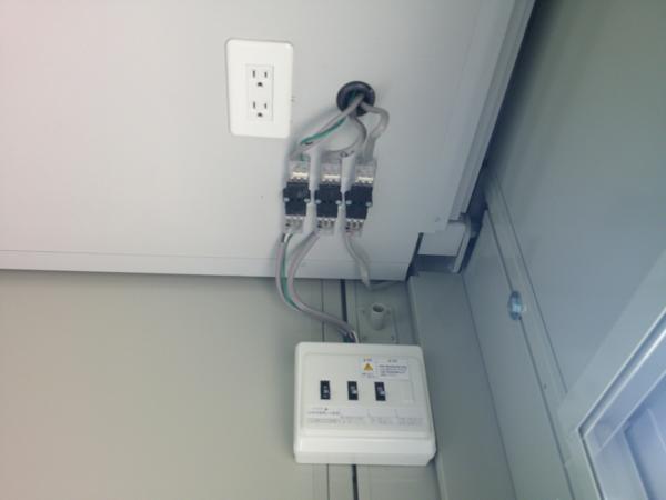 京都府木津川店/展示場の中古ユニットハウス・プレハブ・コンテナハウスCT-41J(2.83坪)の各設備の分電盤