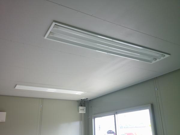 京都府木津川店/展示場の中古ユニットハウス・プレハブ・コンテナハウスCT-41J(2.83坪)の各設備の照明器具