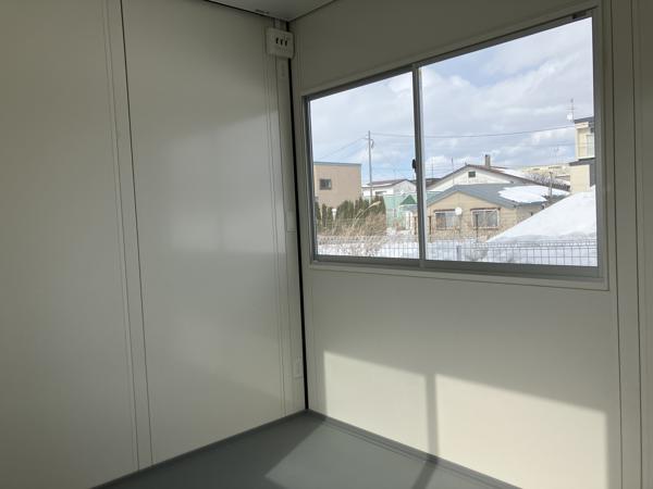 北海道函館店/展示場の新棟ユニットハウス・プレハブ・コンテナハウス29MSL(1.84坪)の本体の内観