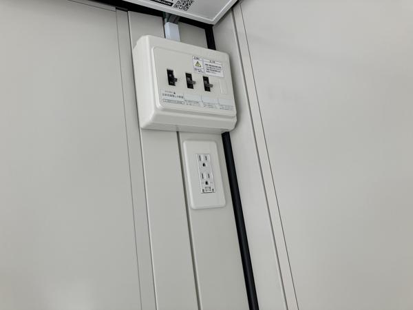 北海道函館店/展示場の新棟ユニットハウス・プレハブ・コンテナハウス38MSL(2.43坪)の各設備の分電盤