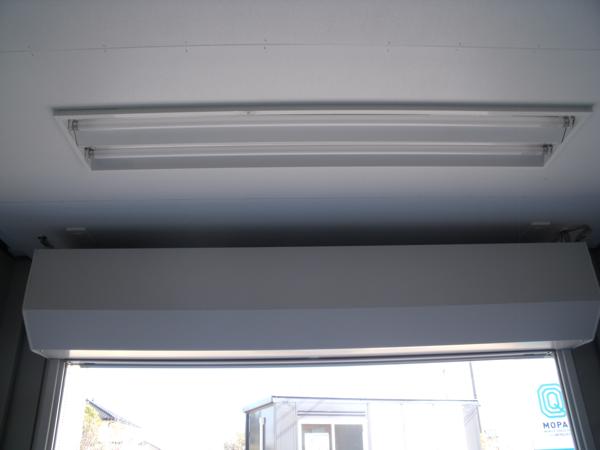 埼玉県花園インター店/展示場の中古ユニットハウス・プレハブ・コンテナハウスCT-32JG(2.16坪)の各設備の照明器具