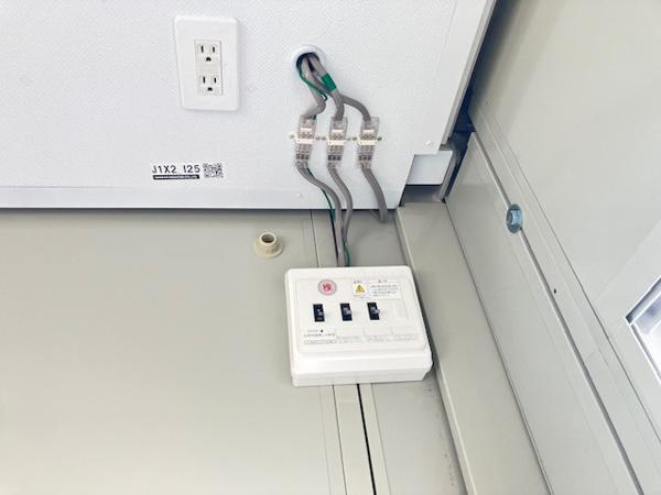 千葉県市原店/展示場の中古ユニットハウス・プレハブ・コンテナハウスCT-41J(2.83坪)の各設備の分電盤