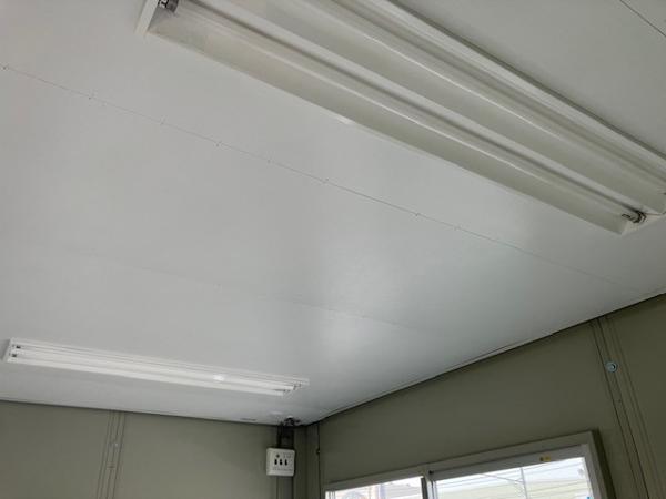千葉県市原店/展示場の中古ユニットハウス・プレハブ・コンテナハウスCT-41J(2.83坪)の各設備の照明器具