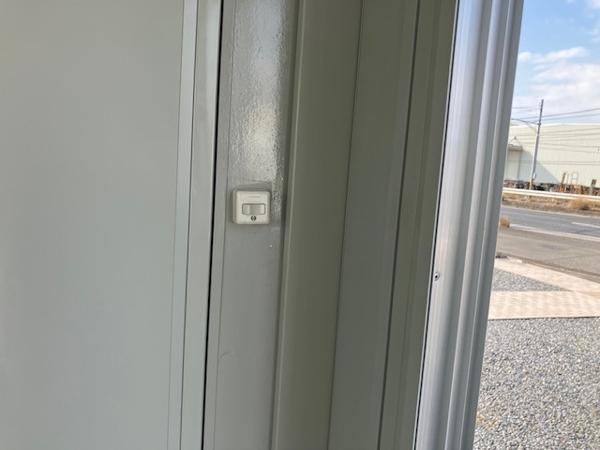 千葉県市原店/展示場の中古ユニットハウス・プレハブ・コンテナハウスCT-32J(2.16坪)の各設備のスイッチ