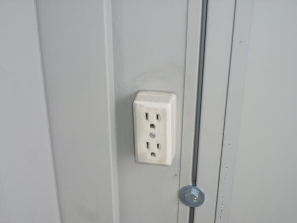 青森県八戸店/展示場の中古ユニットハウス・プレハブ・コンテナハウスCT-41J(2.83坪)の各設備のコンセント