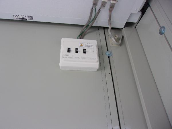 静岡県新富士総合展示場の中古ユニットハウス・プレハブ・コンテナハウスCT-41J(2.83坪)の各設備の分電盤