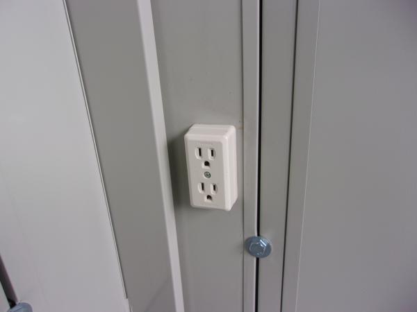 福島県白河店/展示場の中古ユニットハウス・プレハブ・コンテナハウスCT-41J(2.83坪)の各設備のコンセント