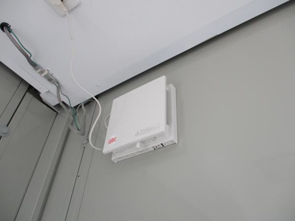 京都府亀岡店/展示場の中古ユニットハウス・プレハブ・コンテナハウスCT-32J(2.16坪)の各設備の換気扇