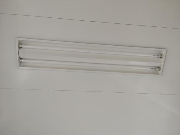 静岡県藤枝店/展示場の中古ユニットハウス・プレハブ・コンテナハウスCT-32J(2.16坪)の各設備の照明器具