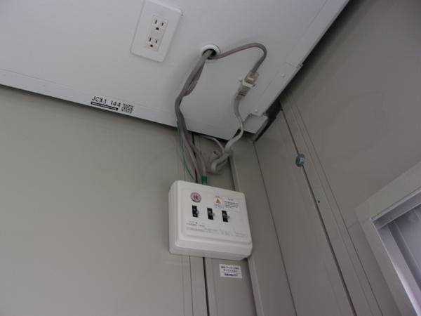 福島県白河店/展示場の中古ユニットハウス・プレハブ・コンテナハウスCT-32J(2.16坪)の各設備の分電盤