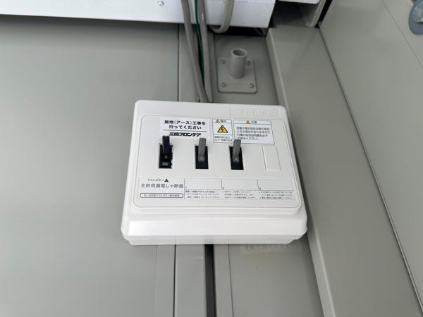 千葉県木更津店/展示場の中古ユニットハウス・プレハブ・コンテナハウスCT-32J(2.16坪)の各設備の分電盤