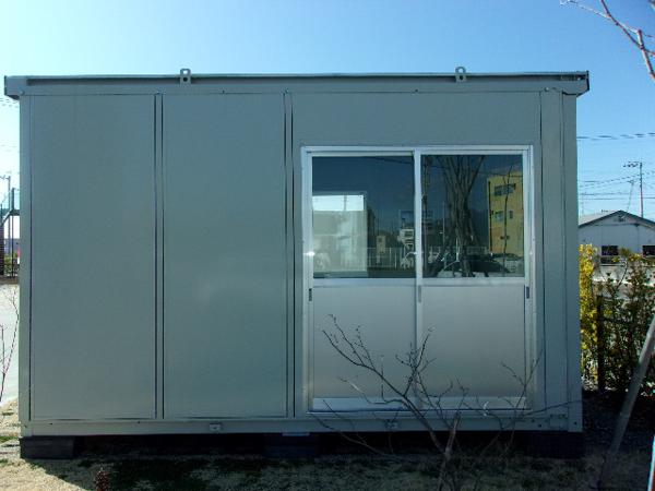 静岡県新富士総合展示場の中古ユニットハウス・プレハブ・コンテナハウスCT-41J(2.83坪)の本体の外観