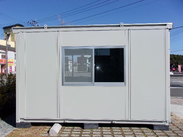 静岡県新富士総合展示場の中古ユニットハウス・プレハブ・コンテナハウスCT-41J(2.83坪)の本体の外観