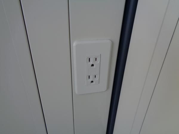 岡山県津山店/展示場の新棟ユニットハウス・プレハブ・コンテナハウス47MSL(3.02坪)の各設備のコンセント