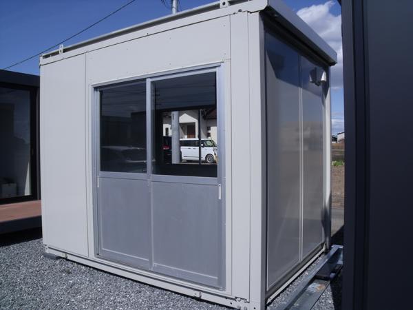 埼玉県花園インター店/展示場の中古ユニットハウス・プレハブ・コンテナハウスCT-32J(2.16坪)の本体の外観