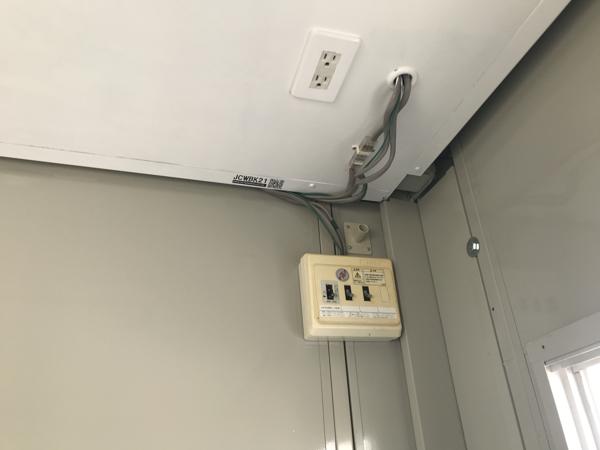 熊本県熊本出張所/熊本菊陽総合展示場の中古ユニットハウス・プレハブ・コンテナハウスCT-32J(2.16坪)の各設備の分電盤