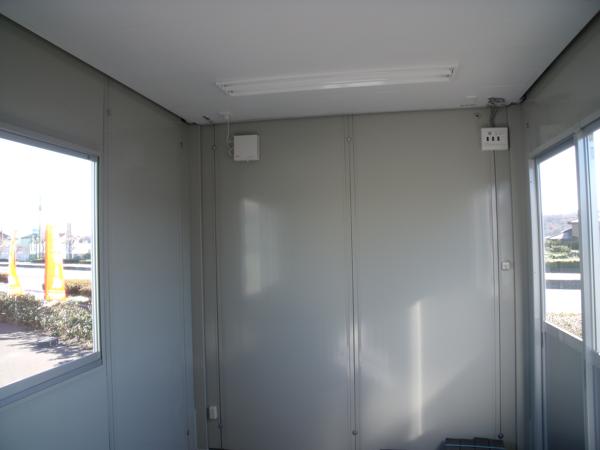 埼玉県花園インター店/展示場の中古ユニットハウス・プレハブ・コンテナハウスCT-41J(2.83坪)の本体の内観