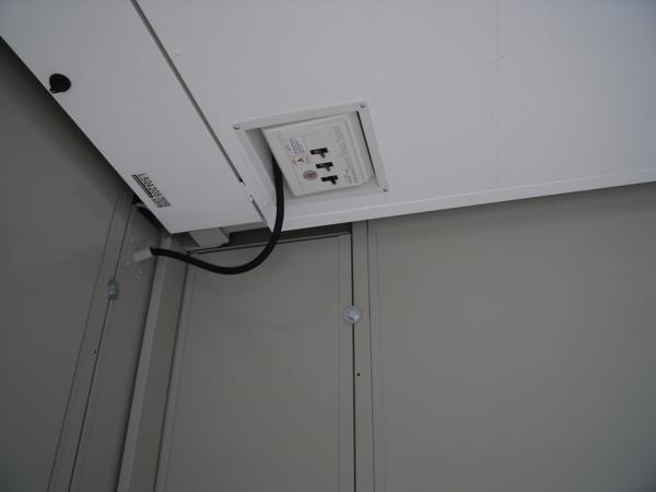 埼玉県花園インター店/展示場の中古ユニットハウス・プレハブ・コンテナハウスCT-54J(3.80坪)の各設備の分電盤