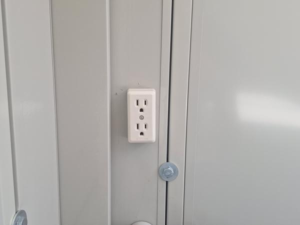 愛知県大府店/展示場の中古ユニットハウス・プレハブ・コンテナハウスCT-41J(2.16坪)の各設備のコンセント
