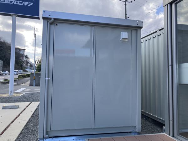 大阪府枚方店/展示場の中古ユニットハウス・プレハブ・コンテナハウスCT-32J(2.16坪)の本体の外観