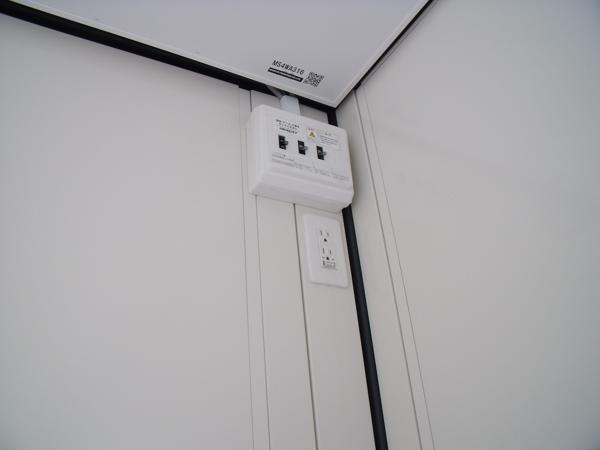 埼玉県花園インター店/展示場の新棟ユニットハウス・プレハブ・コンテナハウス47MSL(3.02坪)の各設備の分電盤