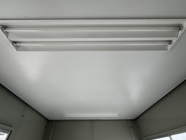 福井県福井店/展示場の中古ユニットハウス・プレハブ・コンテナハウスCT-32J(2.16坪)の各設備の照明器具