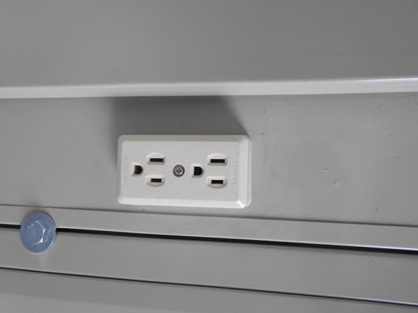 福島県福島店/展示場の中古ユニットハウス・プレハブ・コンテナハウスCT-32J(2.16坪)の各設備のコンセント
