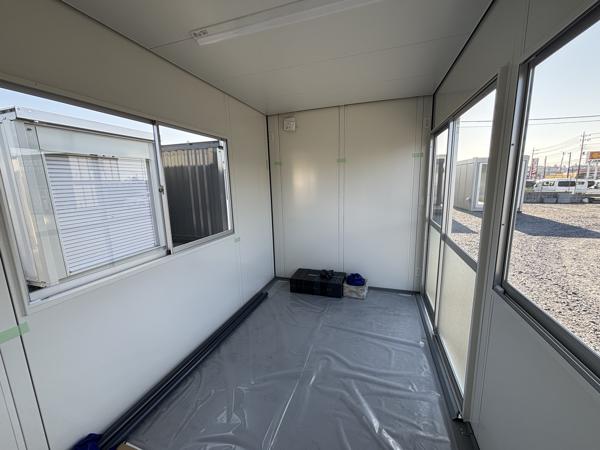 茨城県小美玉店/展示場の新棟ユニットハウス・プレハブ・コンテナハウス38MSL(2.43坪)の本体の内観