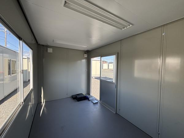 茨城県小美玉店/展示場の中古ユニットハウス・プレハブ・コンテナハウスCT-41J(2.83坪)の本体の内観