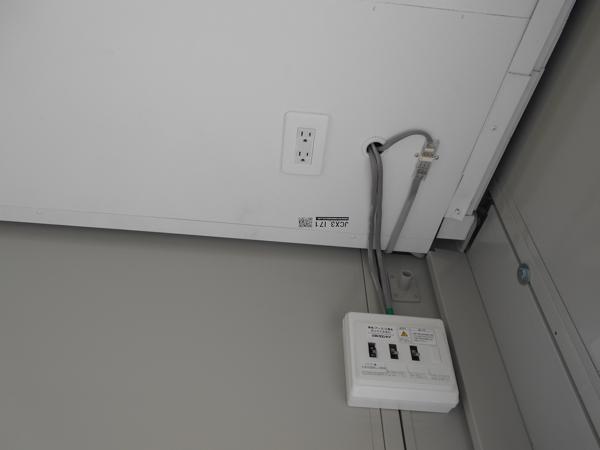 茨城県鹿嶋店/展示場の中古ユニットハウス・プレハブ・コンテナハウスCT-32J(2.16坪)の各設備の分電盤