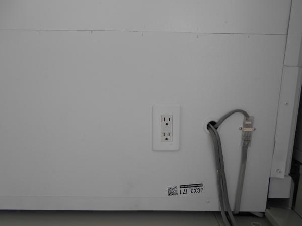 茨城県鹿嶋店/展示場の中古ユニットハウス・プレハブ・コンテナハウスCT-32J(2.16坪)の各設備のスイッチ