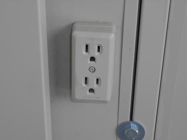 京都府宇治出張所/展示場の中古ユニットハウス・プレハブ・コンテナハウスCT-32J(2.16坪)の各設備のコンセント