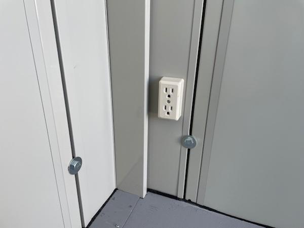 栃木県鹿沼店/展示場の中古ユニットハウス・プレハブ・コンテナハウスCT-41J(2.83坪)の各設備のコンセント