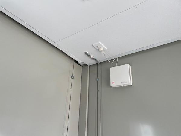 栃木県鹿沼店/展示場の中古ユニットハウス・プレハブ・コンテナハウスCT-41J(2.83坪)の各設備の給気口