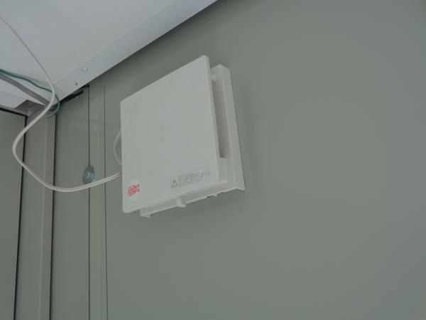 岡山県津山店/展示場の中古ユニットハウス・プレハブ・コンテナハウスCT-32J(2.16坪)の各設備の換気扇