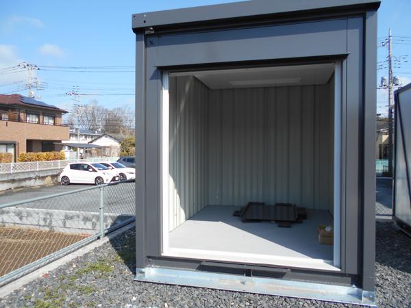 埼玉県蓮田店/展示場の中古ユニットハウス・プレハブ・コンテナハウスCT-32JG(2.16坪)の本体の外観