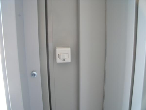 埼玉県花園インター店/展示場の中古ユニットハウス・プレハブ・コンテナハウスCT-32JG(2.16坪)の各設備のスイッチ