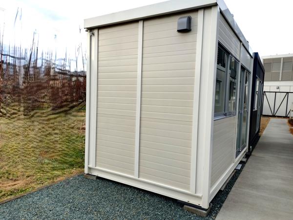 岩手県盛岡営業所/総合展示場の新棟ユニットハウス・プレハブ・コンテナハウス3MSD(2.40坪)の本体の外観