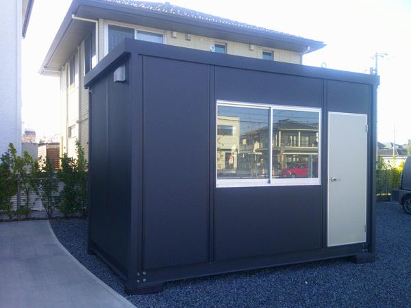 埼玉県熊谷店/展示場の新棟ユニットハウス・プレハブ・コンテナハウス38MSL(2.43坪)の本体の外観