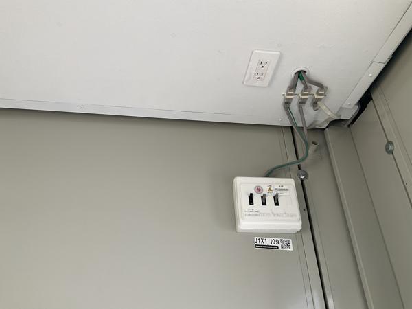 愛知県小牧総合展示場の中古ユニットハウス・プレハブ・コンテナハウスCT-41J(2.83坪)の各設備の分電盤