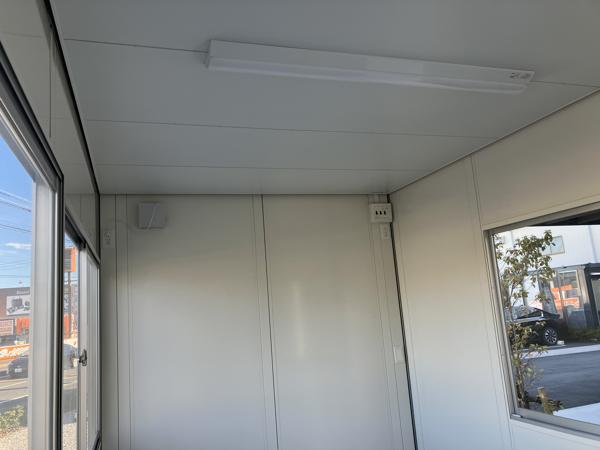 埼玉県北本店/展示場の新棟ユニットハウス・プレハブ・コンテナハウス38MSL(2.43坪)の各設備の照明器具