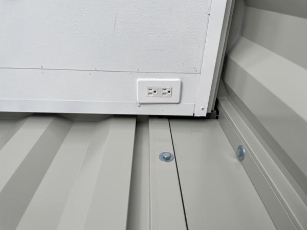 埼玉県草加店/展示場の中古ユニットハウス・プレハブ・コンテナハウスCT-32JG(2.16坪)の各設備のコンセント